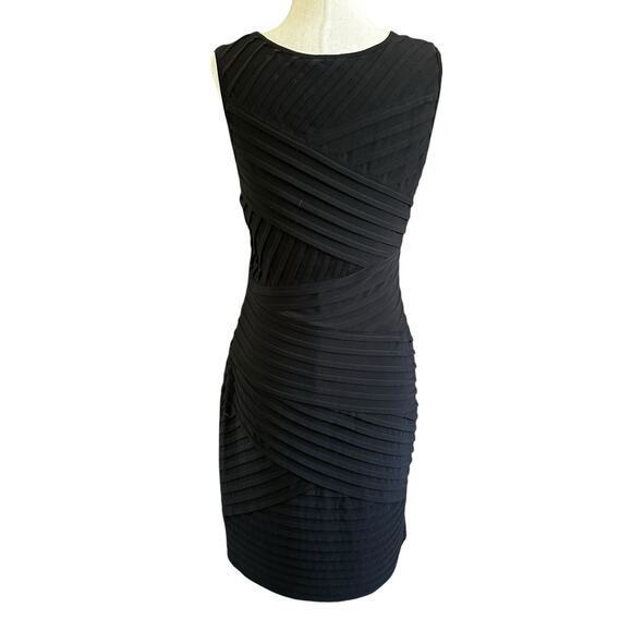 Calvin Klein Black Lined Above the Knee Bodycon Dress Women Size 6 | 28-13 - Picture 2 of 6